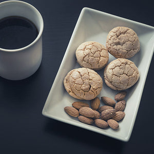 Vanilla Almond Coffee with Cookies